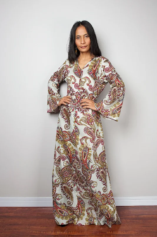 Paisley Dress / Modest Long Maxi Dress / Boho Dress with Paisley Print : Bohemian Soul Collection No.1 Trendy Maxi Dress with Belt Paisley Dress / Modest Long Maxi Dress / Boho Dress with Paisley Print : Bohemian Soul Collection No.1 Trendy Maxi Dress with Belt