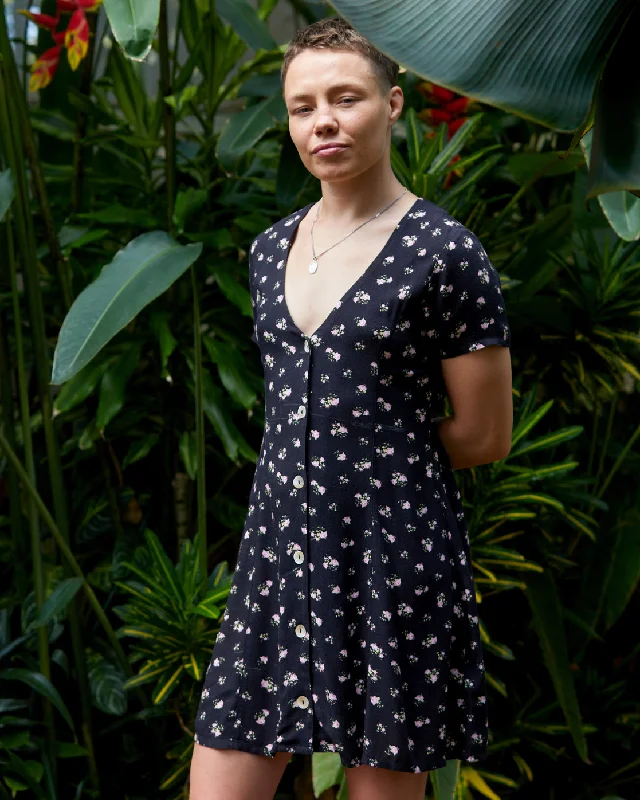 Understated Rose Namajunas Mini Dress - RVCA Black Fashionable Button-Front Mini Dress Understated Rose Namajunas Mini Dress - RVCA Black Fashionable Button-Front Mini Dress