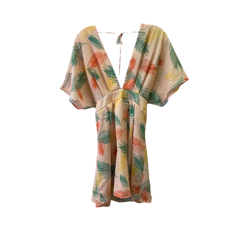 Peach Dress Casual Short, Size: M