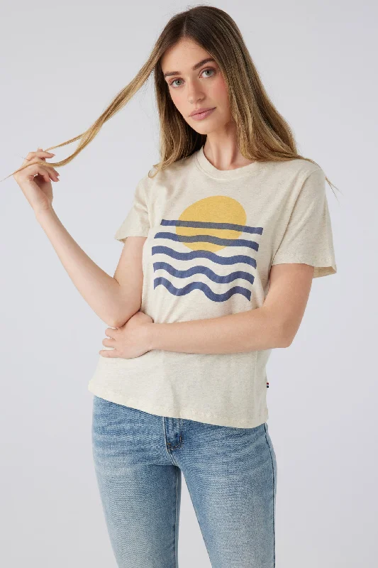 Geo Waves Hermosa Tee Solid Color Striped Floral