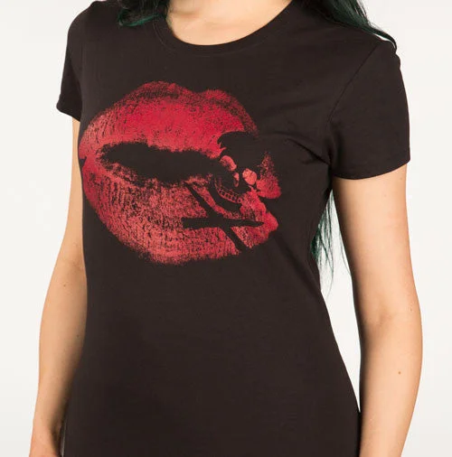 Kiss of Death Women's T-Shirt Modern Contemporary Chic