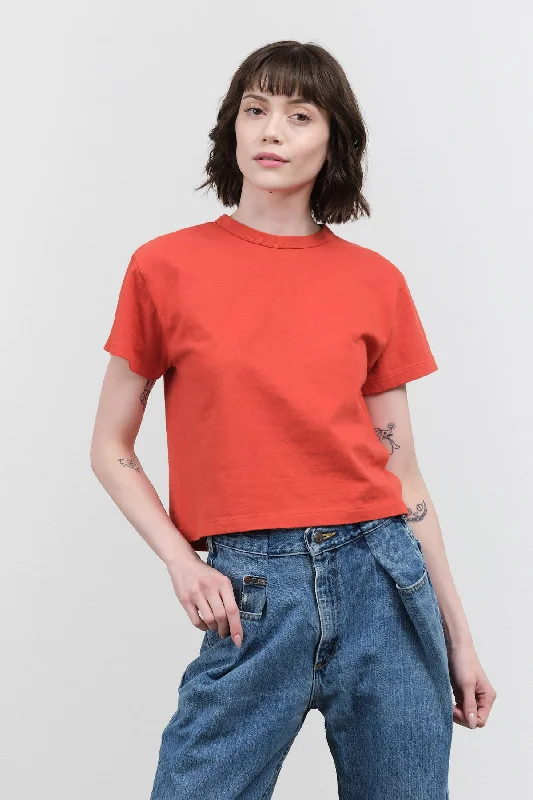 Hi'aka T-Shirt in Fire Whirl Collared Crew Neck Turtle Neck