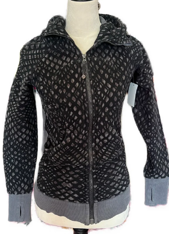 Lululemon Black Printed Full-Zip Seestshirt Jacket w/hood Size 4 MSP$118 Denim Jacket Leather Jacket Suede Jacket Lululemon Black Printed Full-Zip Seestshirt Jacket w/hood Size 4 MSP$118 Denim Jacket Leather Jacket Suede Jacket