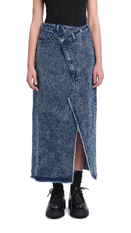 Stone-Washed Denim Fishtail Skirt summer skirt style