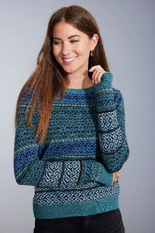 Telemark Six Color Cashmere Sweater for Women Chenille Blend Fleece Blend Nylon Blend Telemark Six Color Cashmere Sweater for Women Chenille Blend Fleece Blend Nylon Blend