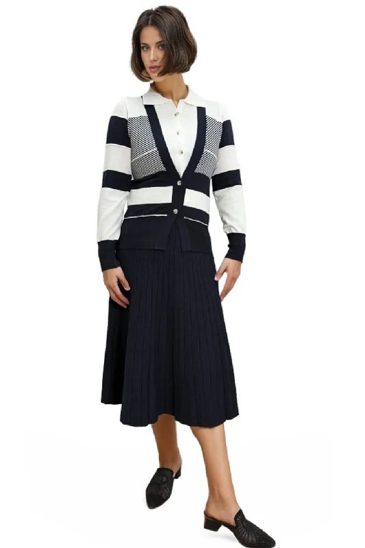 SK2401 SWEATER Graphic Sweater Embroidered Appliqued