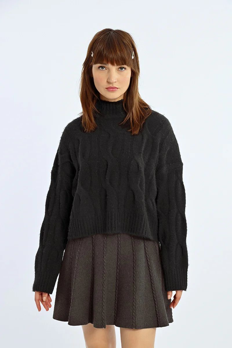 Soft Knit Cable Sweater - Black Fitted Slim Tailored