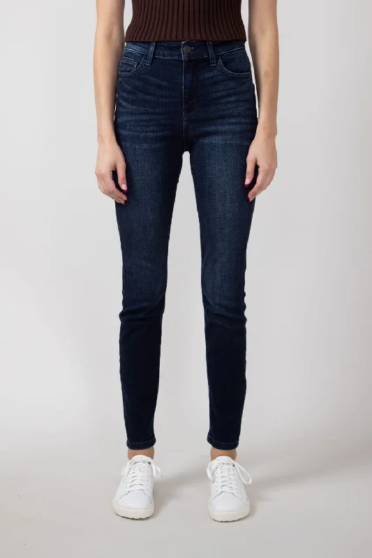 Judy Blue High Rise Clean Skinny Jeans for Women | 82132REG Stylish Plus Size Denim Jeans Judy Blue High Rise Clean Skinny Jeans for Women | 82132REG Stylish Plus Size Denim Jeans