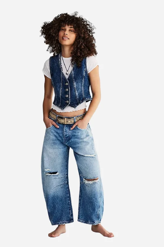 Free People Lucky You Mid Rise Barrel Jeans in Barnyard Blue Casual Skinny Fit Jeans Free People Lucky You Mid Rise Barrel Jeans in Barnyard Blue Casual Skinny Fit Jeans