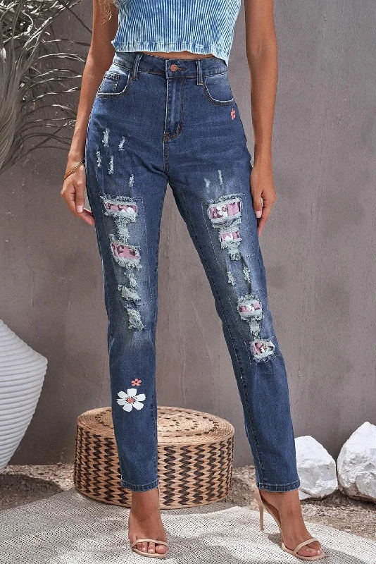 Distressed Buttoned Jeans with Pockets Chic Faded Blue Jeans