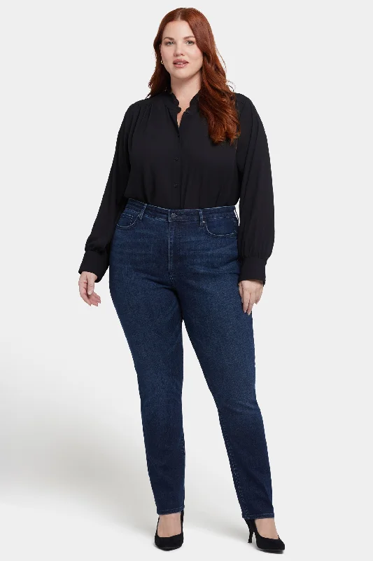 Sheri Slim Jeans In Plus Size - Basin Casual Light Wash Jeans