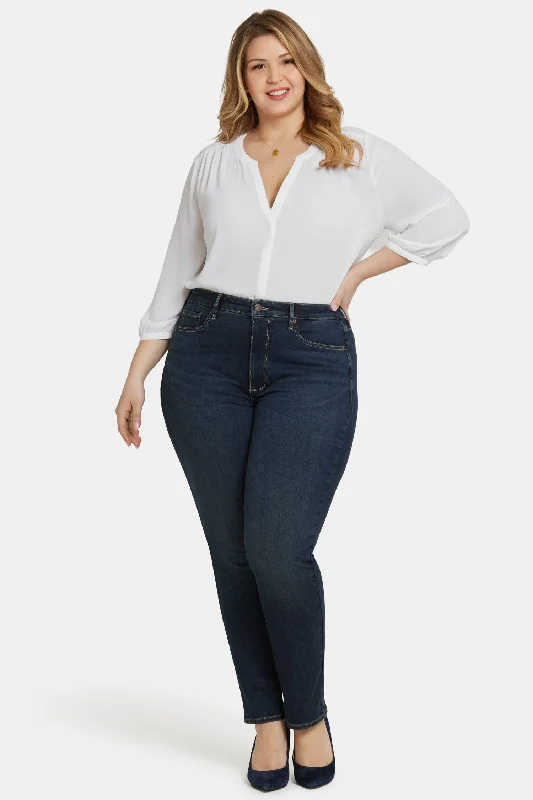 Sheri Slim Jeans In Plus Size - Presley Elegant Bootcut Fit Jeans