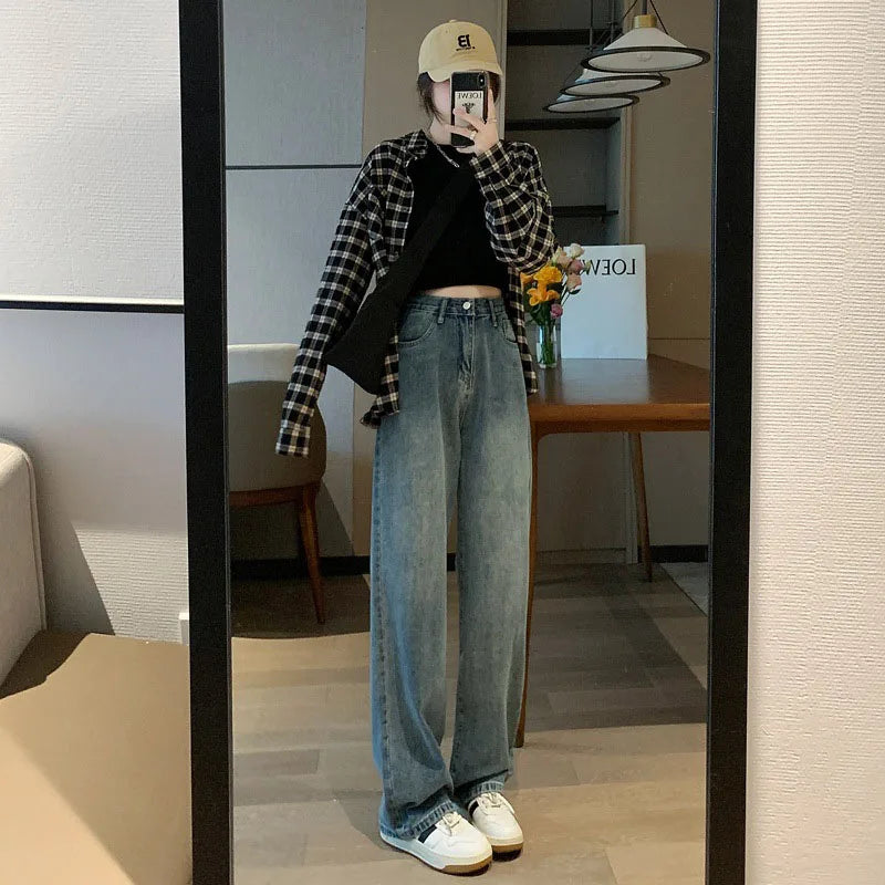 Women's High Waist Wide Leg Jeans Fashionable Mom Jeans